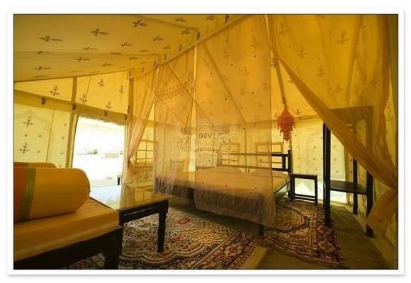Camp E Khas
